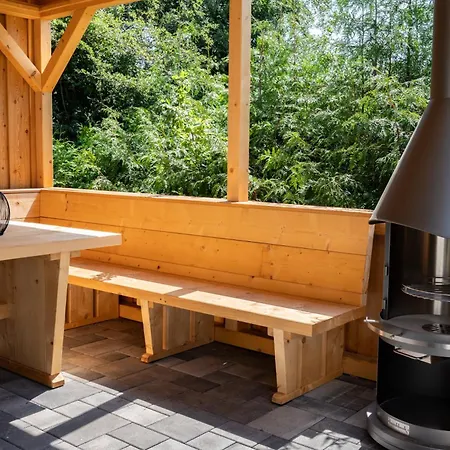 Holiday home Lieblingshof Born